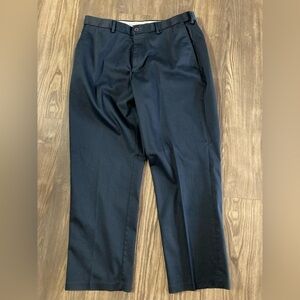 Haggar Classic Fit Iron Free Premium Khaki 36/30